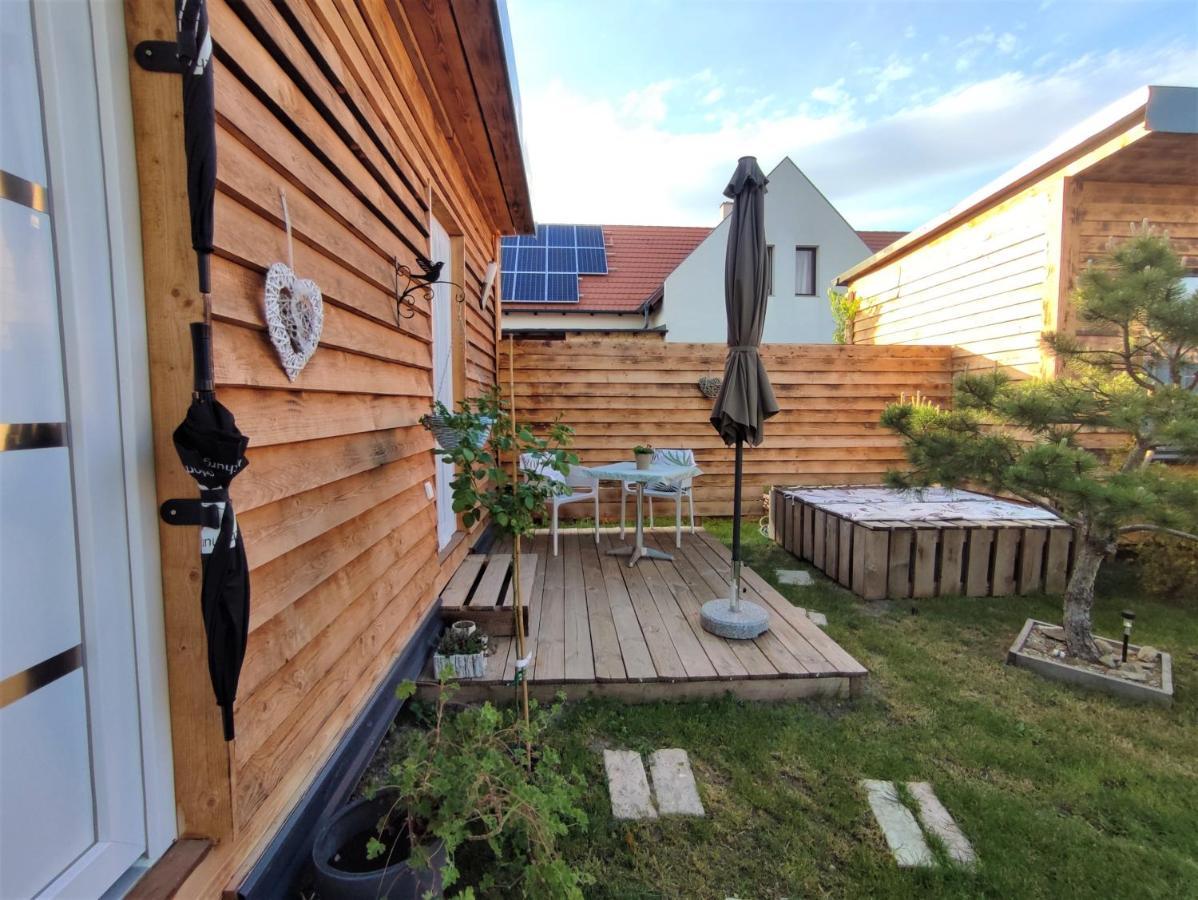Tinyhouses Am Neusiedlersee Fertorakos Exterior photo